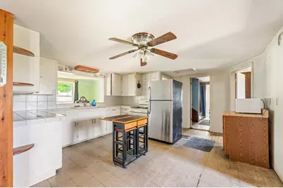 417 Walnut Street, Howard City, MI 49329 - Photo 5