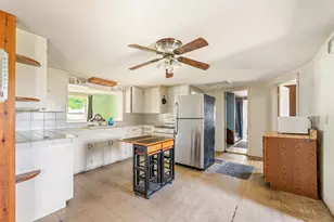 417 Walnut St, Howard City, MI 49329 - Photo 5