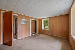 417 Walnut St, Howard City, MI 49329 - Photo 13