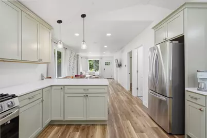 5912 Madison Street, Coloma, MI 49038 - Photo 15