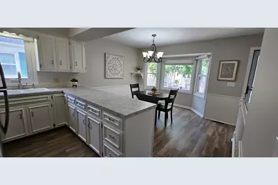 1009 Village Lane #210, Jenison, MI 49428 - Photo 5