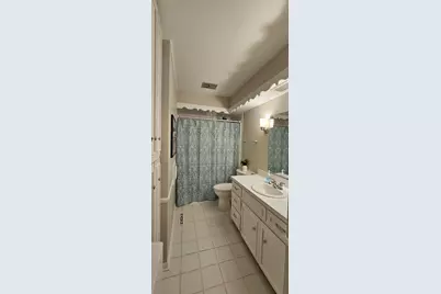 1009 Village Lane #210, Jenison, MI 49428 - Photo 9