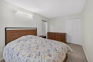 8217 Grays Dr, Grosse Ile, MI 48138 - Photo 19