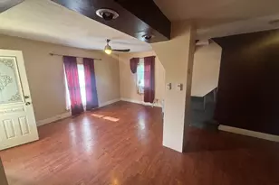 121 S Railroad St, Lawton, MI 49065 - Photo 9
