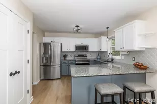 2222 Beatrice Dr NE, Grand Rapids, MI 49505 - Photo 9