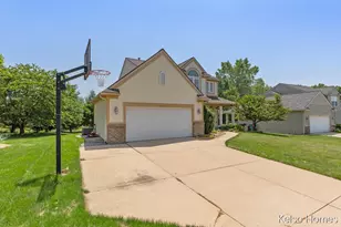 2222 Beatrice Dr NE, Grand Rapids, MI 49505 - Photo 31