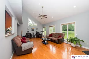 37709 Glengrove Dr, Farmington, MI 48331 - Photo 21