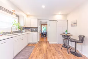 1123 W Huron St, Ann Arbor, MI 48103 - Photo 9