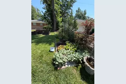 31180 E Rutland Street, Beverly Hills, MI 48025 - Photo 41