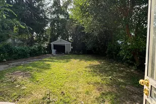 7367 NW Ashton Ave NW, Detroit, MI 48228 - Photo 15