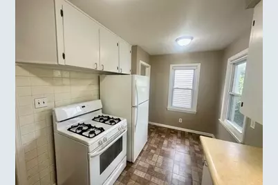 22058 Lambrecht Avenue, Eastpointe, MI 48021 - Photo 11