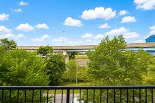 600 Broadway Ave NW, Grand Rapids, MI 49504 - Photo 33