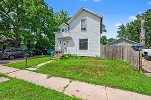 304 5th Ave, Three Rivers, MI 49093 - Photo 3