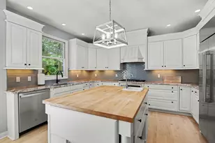8203 Barony Point, Mattawan, MI 49071 - Photo 15