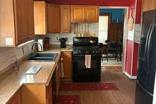 1021 Carl Breeding Wy, Jackson, MI 49203 - Photo 15