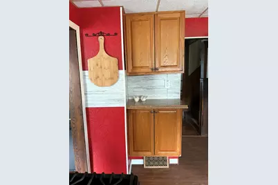 1021 Carl Breeding Way, Jackson, MI 49203 - Photo 19