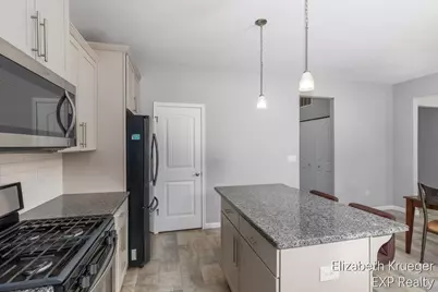 5951 S Sheridan Drive, Muskegon, MI 49444 - Photo 13