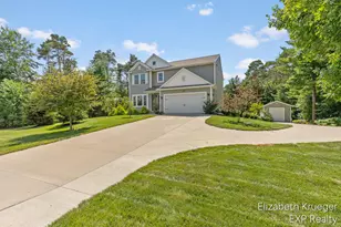 5951 S Sheridan Dr, Muskegon, MI 49444 - Photo 3