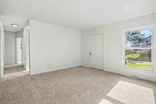1166 Hurd Ave, Benton Harbor, MI 49022 - Photo 11