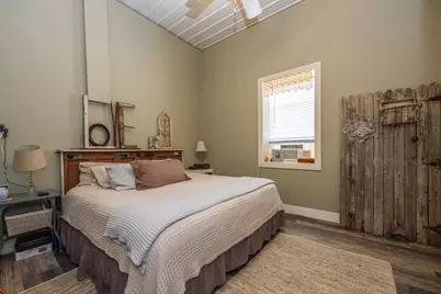 157 W Saint Joseph Street, Coloma, MI 49038 - Photo 15