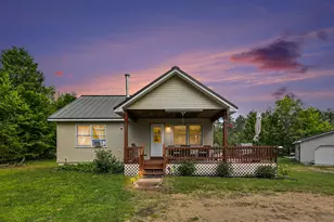 253 S Pine Tree Ln, Beulah, MI 49617 - Photo 25