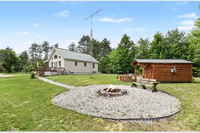 253 S Pine Tree Lane, Beulah, MI 49617 - Photo 5
