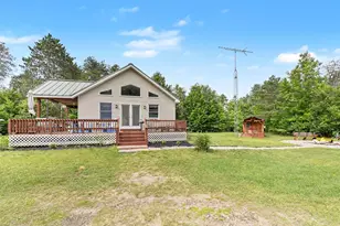 253 S Pine Tree Ln, Beulah, MI 49617 - Photo 31