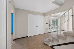 15661 Cumberland St, Riverview, MI 48193 - Photo 3