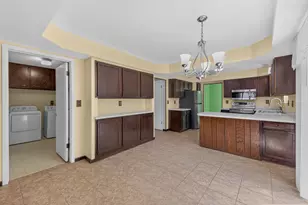15661 Cumberland St, Riverview, MI 48193 - Photo 15