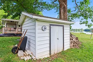 13484 W McBride Rd, Coral, MI 49322 - Photo 15