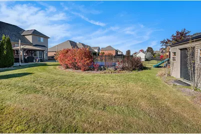 47376 Hidden Meadows Drive, Macomb, MI 48044 - Photo 27