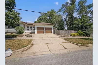 2320 Diamond Avenue NE, Grand Rapids, MI 49505 - Photo 23