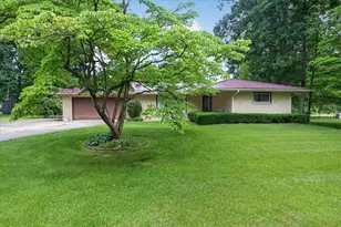 26384 Sweetbriar St, Edwardsburg, MI 49112 - Photo 3