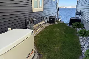 303 Terrace Point Cir, Muskegon, MI 49440 - Photo 5