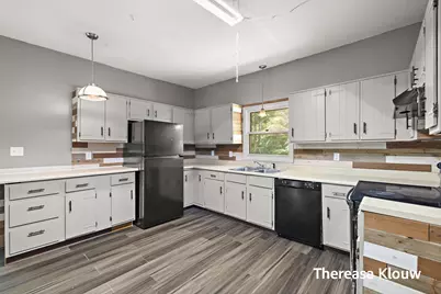 6309 Henry Street, Muskegon, MI 49441 - Photo 11