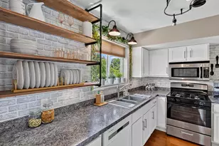 9600 Scotsmoor Dr SE, Caledonia, MI 49316 - Photo 13