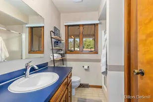 4742 Wellington St, Hudsonville, MI 49426 - Photo 15