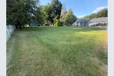 269 W Brooks Street, Newaygo, MI 49337 - Photo 3