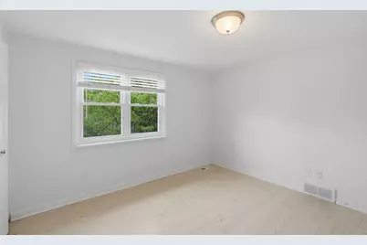 45197 Kensington Street, Utica, MI 48317 - Photo 41