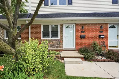 45197 Kensington Street, Utica, MI 48317 - Photo 3