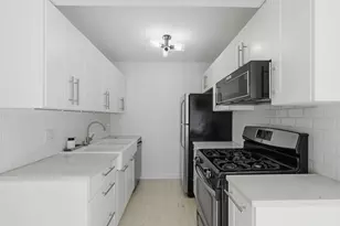 45197 Kensington St, Utica, MI 48317 - Photo 23