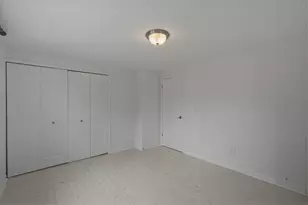45197 Kensington St, Utica, MI 48317 - Photo 37