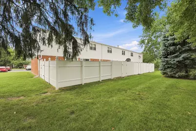 45197 Kensington Street, Utica, MI 48317 - Photo 29