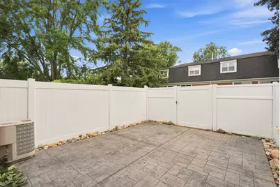 45197 Kensington Street, Utica, MI 48317 - Photo 59