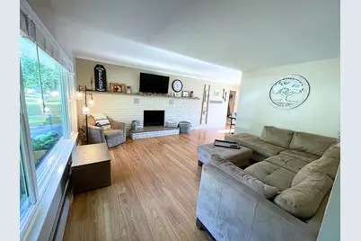 214 S 20th Street S, Battle Creek, MI 49015 - Photo 3