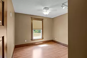 1757 4th St NW, Grand Rapids, MI 49504 - Photo 17