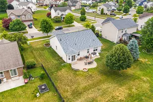 28820 Apple Blossom Dr, Flat Rock, MI 48134 - Photo 43