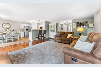 28820 Apple Blossom Drive, Flat Rock, MI 48134 - Photo 15