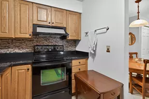 806 W Michigan Ave, Jackson, MI 49202 - Photo 5