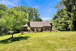 3301 Midland Dr SE, Grand Rapids, MI 49546 - Photo 43